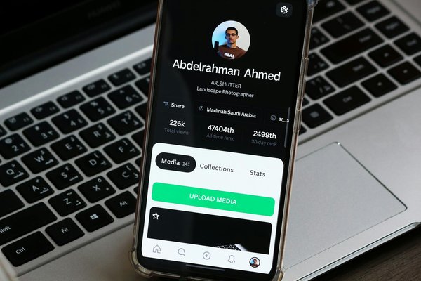 Generate your own youtube subscribe link for easy channel growth